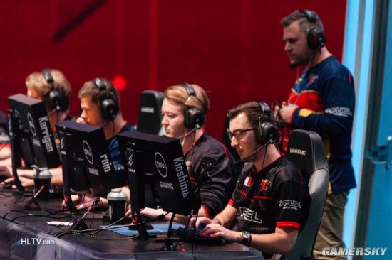 Top Esports 和 JD Gaming 在 LPL 第2分赛季 2025 中取得胜利