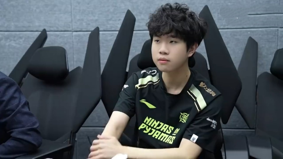 Xizt ： 我们现在缺乏足够的火力