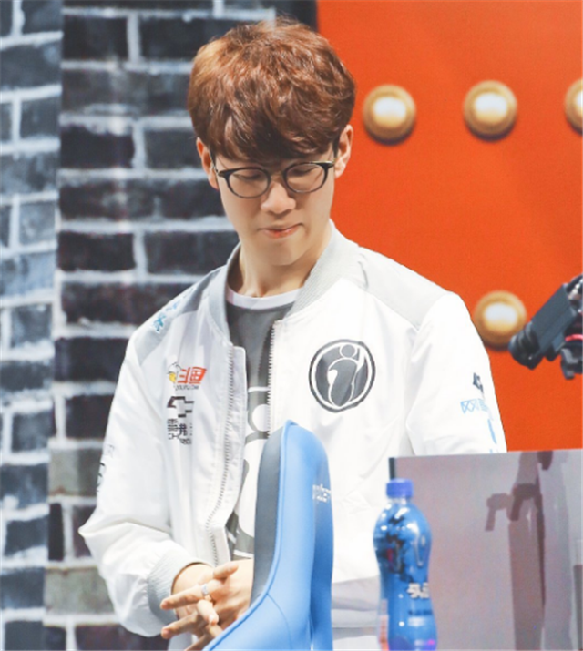 NAVI将面对 M80 ， Spirit 将与 GamerLegion 在PGL Astana 2025第一轮交锋