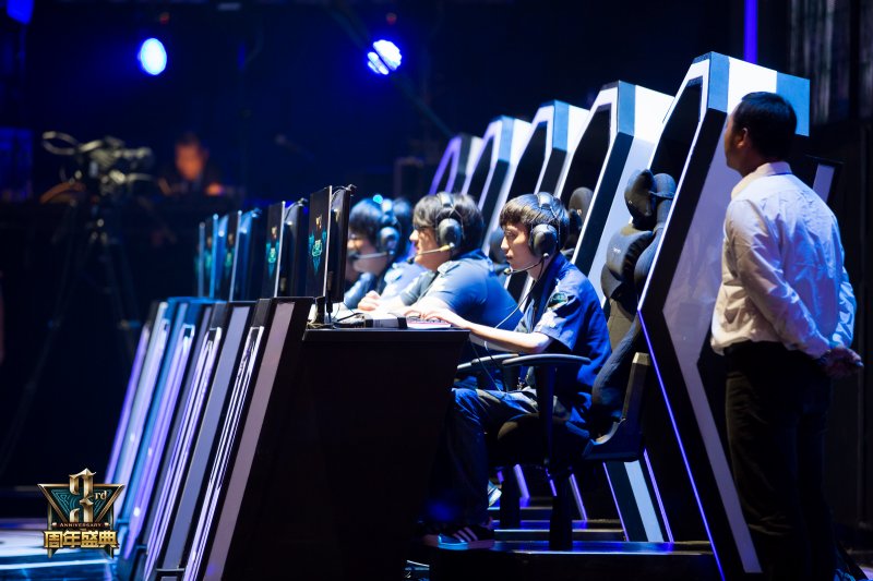 RA 2-1 LGD：Cube贾克斯压制力十足 RA让一追二战胜LGD